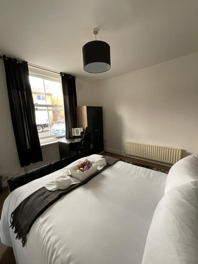 Comfy Room Londres Exterior foto