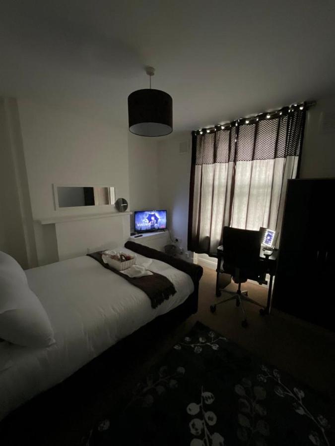 Comfy Room Londres Exterior foto